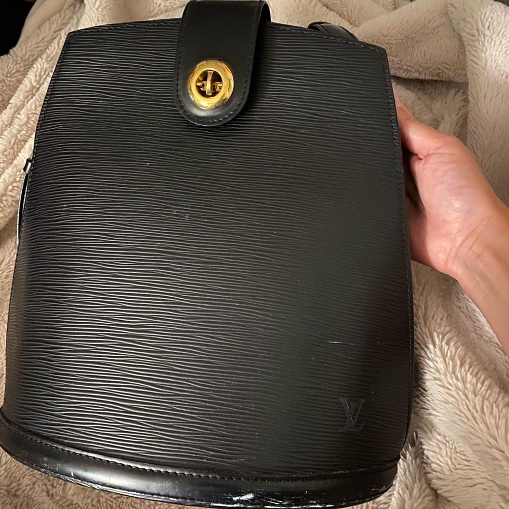Vintage LV Cluny Epi Leather Shoulder Bag